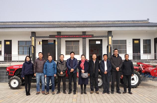 傳遞艱苦奮斗正能量 營(yíng)造精準(zhǔn)扶貧好氛圍—甘肅證監(jiān)局積極開(kāi)展精準(zhǔn)扶貧工作